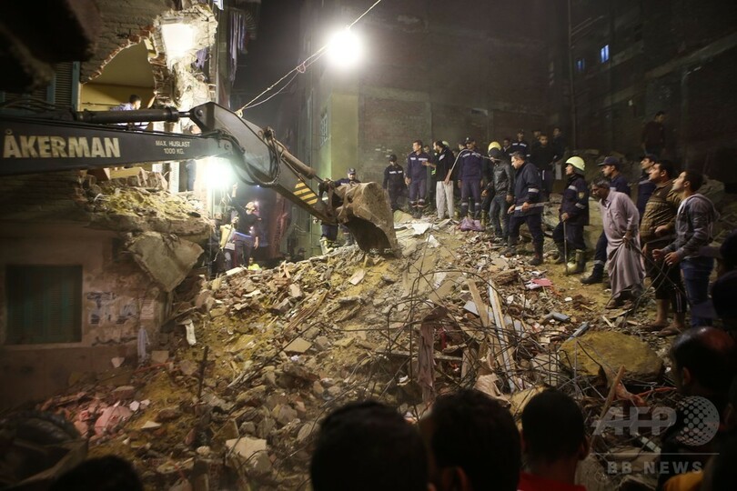 カイロでアパートが倒壊、17人死亡