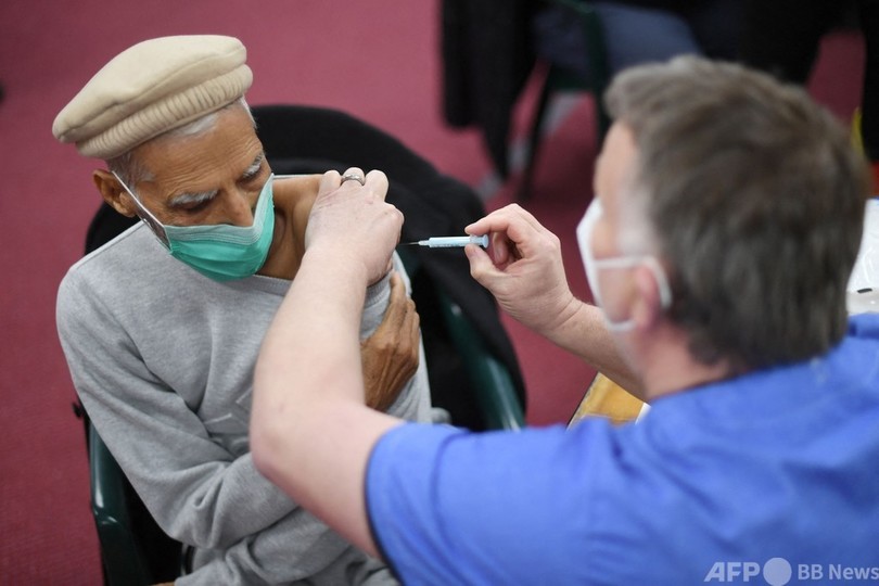 アストラ製ワクチン、血栓発症は1800万人中30人 英