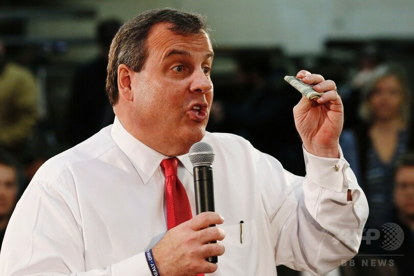 米大統領選、共和2候補が撤退 クリスティー・フィオリーナ両氏