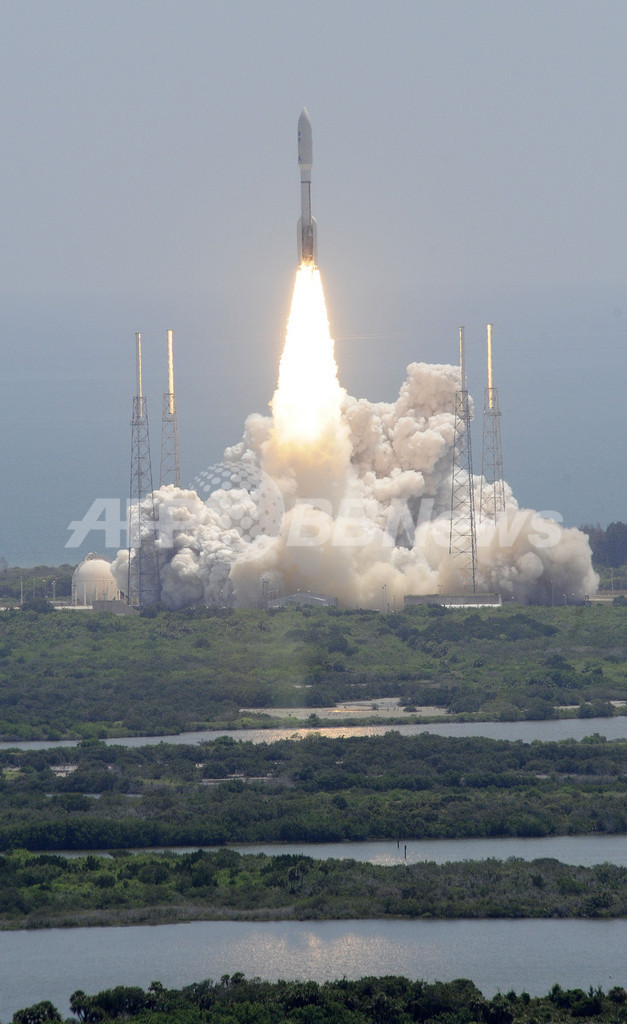 無人木星探査機「ジュノー」、打ち上げ成功