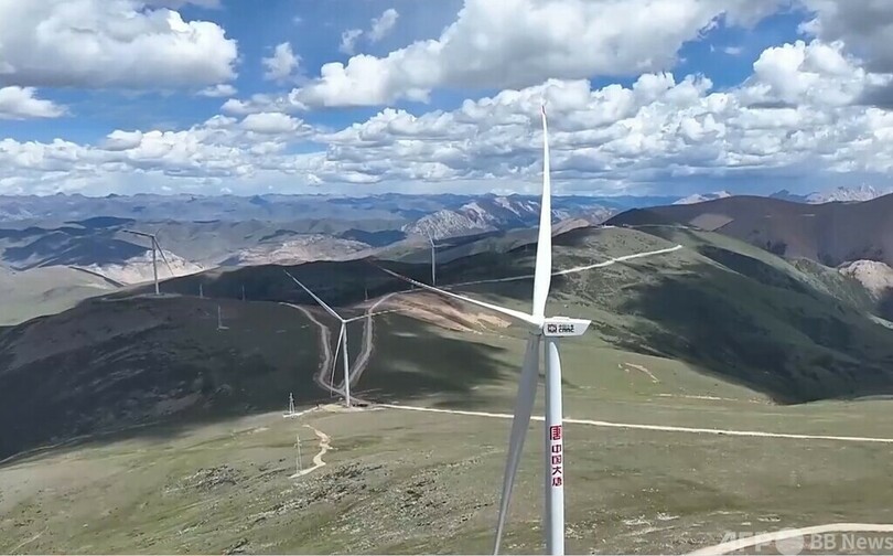世界一標高の高い風力発電施設 部品の吊り上げが完了 中国