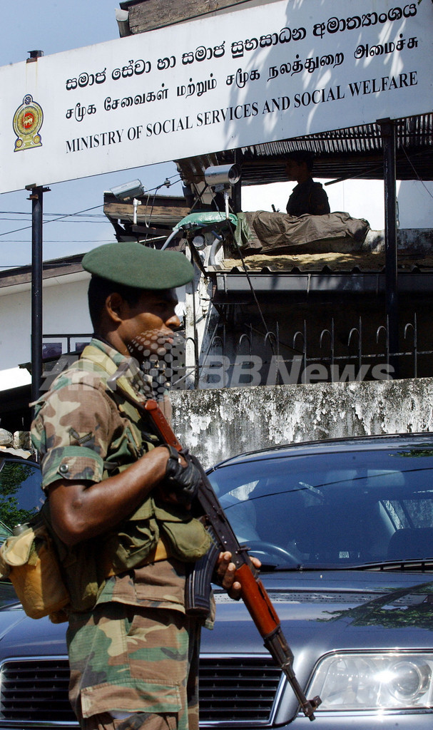 LTTE、閣僚狙い自爆攻撃