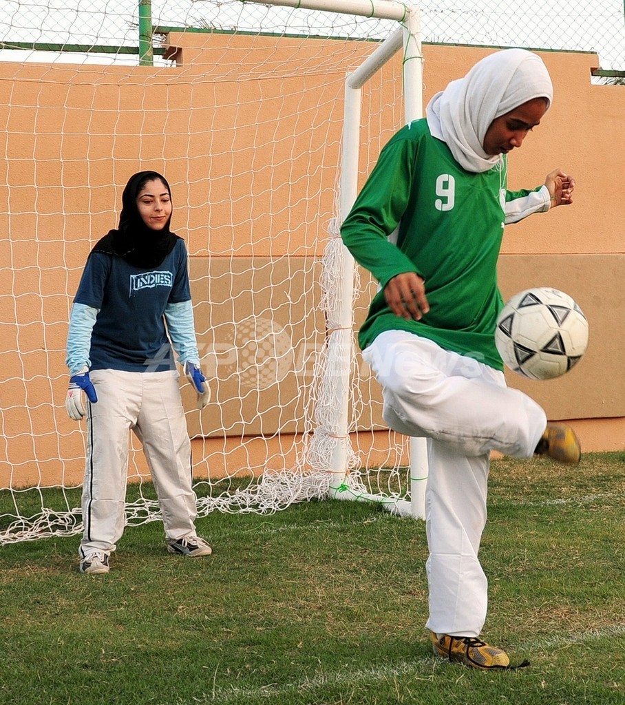 サウジアラビアに初の女性専用スポーツ施設がオープン サウジアラビアに初の女性専用スポーツ施設がオープン
