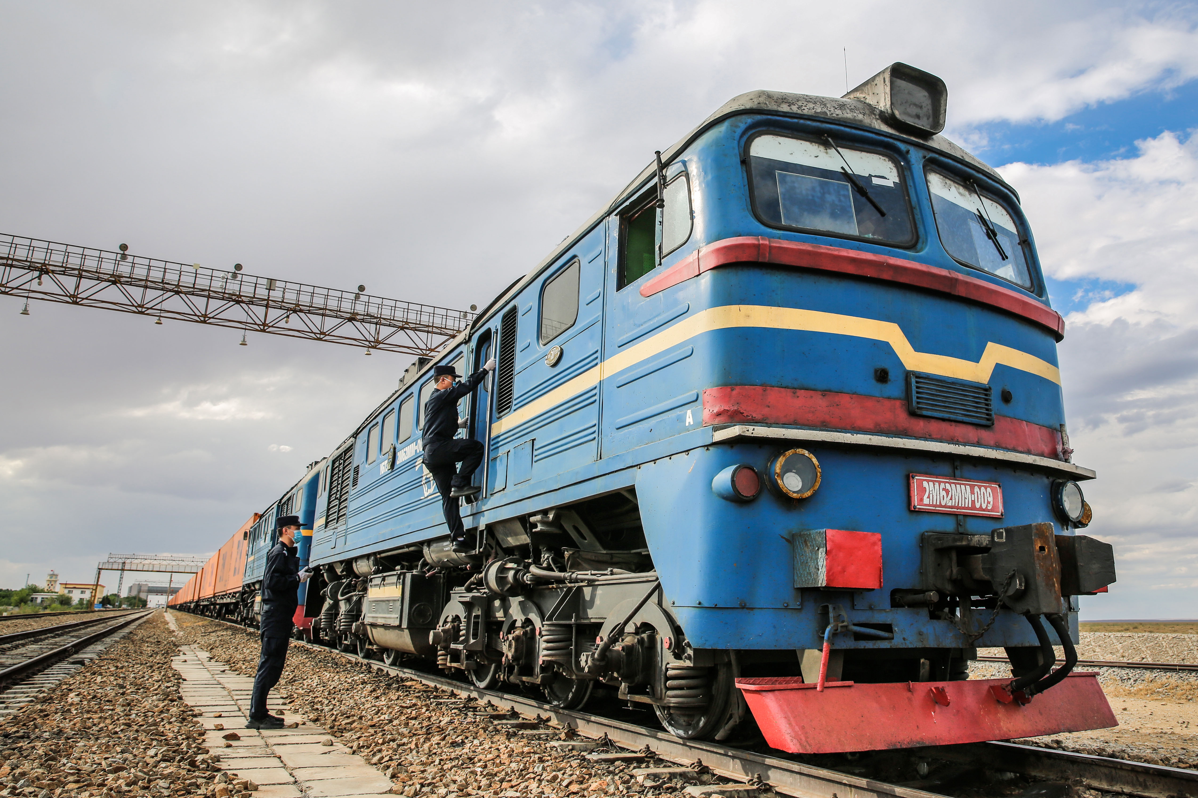 内モンゴル・エレンホト経由の「中欧班列」、上半期の本数3割強増 写真7枚 国際ニュース:AFPBB News