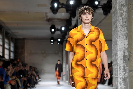 ヴェルナー・パントンにオマージュ、「ドリス ヴァン ノッテン」19年春