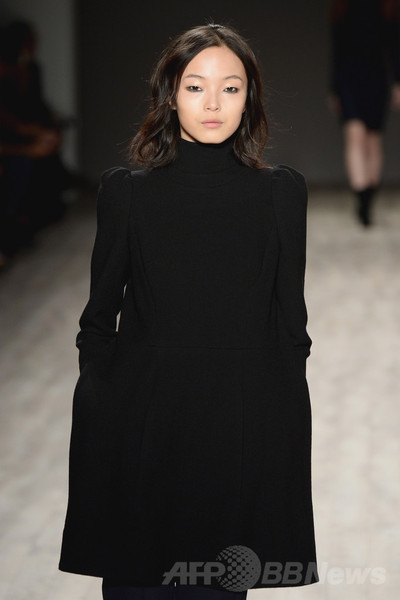 ＜14/15年秋冬NYコレクション＞ジル・スチュアート