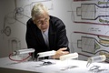 英家電大手ダイソン創業者のジェームズ・ダイソン氏（2018年10月11日撮影、資料写真）。(c)Christophe ARCHAMBAULT / AFP