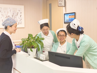 日本人看護師 香香 武漢で闘う同僚に 無事に戻ってきて 写真5枚 国際ニュース Afpbb News