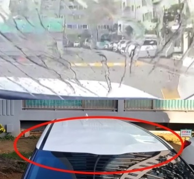 韓国のマンション、ベランダから誰かが放り投げた水風船で車がへこむという衝撃