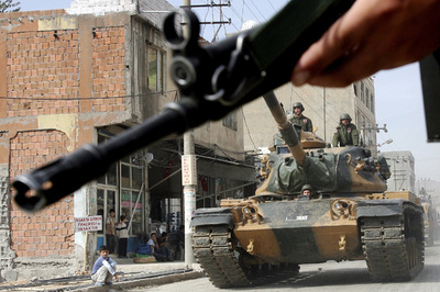 トルコ軍、イラクで「IS戦闘員」32人殺害