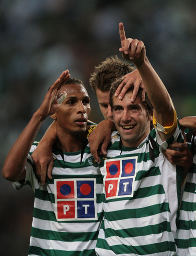 スポルティング 開幕戦を白星で飾る