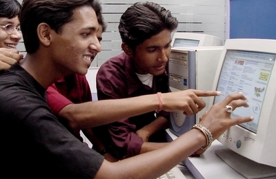 地球人口60億人が検索できるウェブサイトに着手