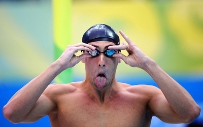 五輪11個目の金メダル、フェルプスの秘訣は快食快眠