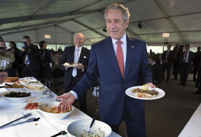 ブッシュ米大統領、ハワード豪首相に「オージービーフ」を注文