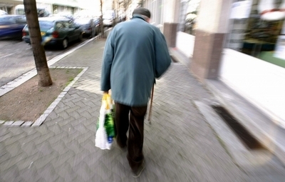 TVでブレイクダンス披露したおじいちゃん、障害者手当を停止される