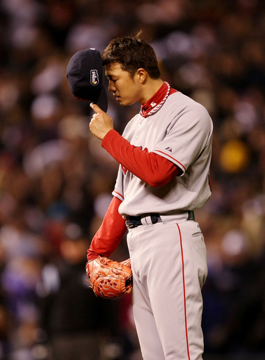 岡島 3ラン本塁打を浴びる