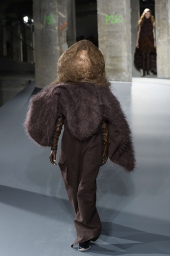 「リック・オウエンス」16/17年秋冬