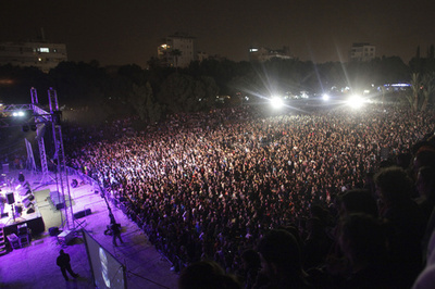 金融危機のキプロス、首都で「団結」示す慈善コンサート開催