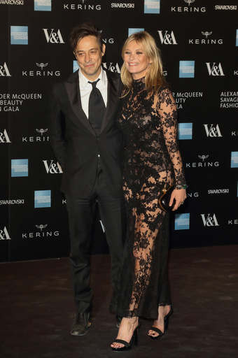 ケイト・モス、娘のために「もうヌードはお断り」