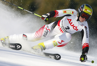 女子大回転・第6戦・1本目 ニコール・ホスプがトップに立つ