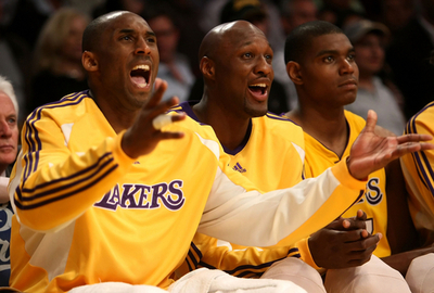 レイカーズ ロケッツに快勝しカンファレンス決勝に王手、NBAプレーオフ