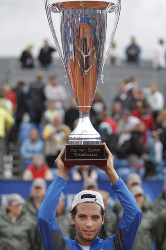 モンタネス オランダ・オープンでATPツアー初優勝