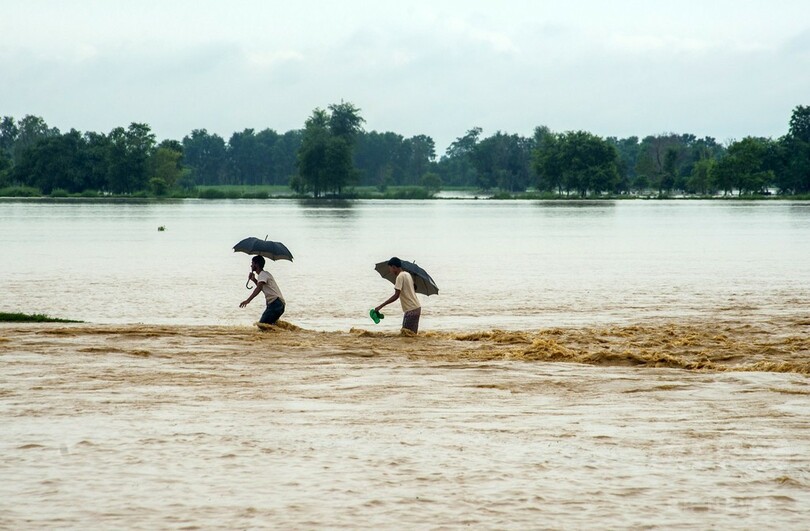 ネパールとインドで洪水や地滑り、94人死亡 モンスーン被害拡大