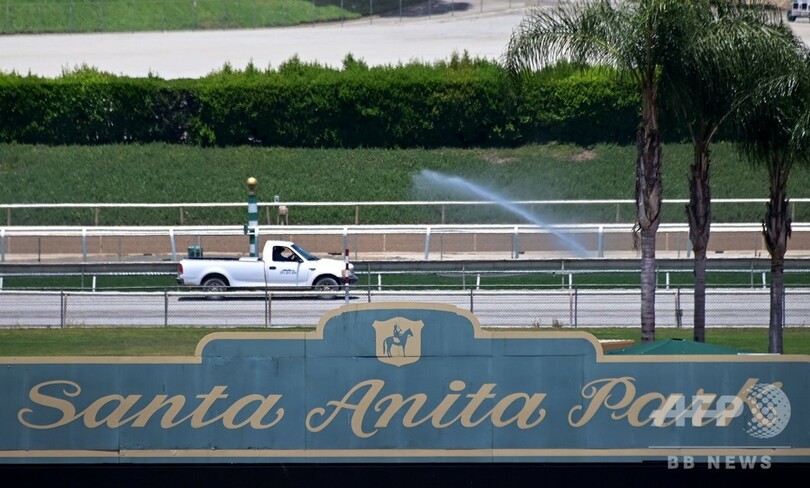 止まらない馬の死、渦中の競馬場が殿堂入り調教師を出禁に