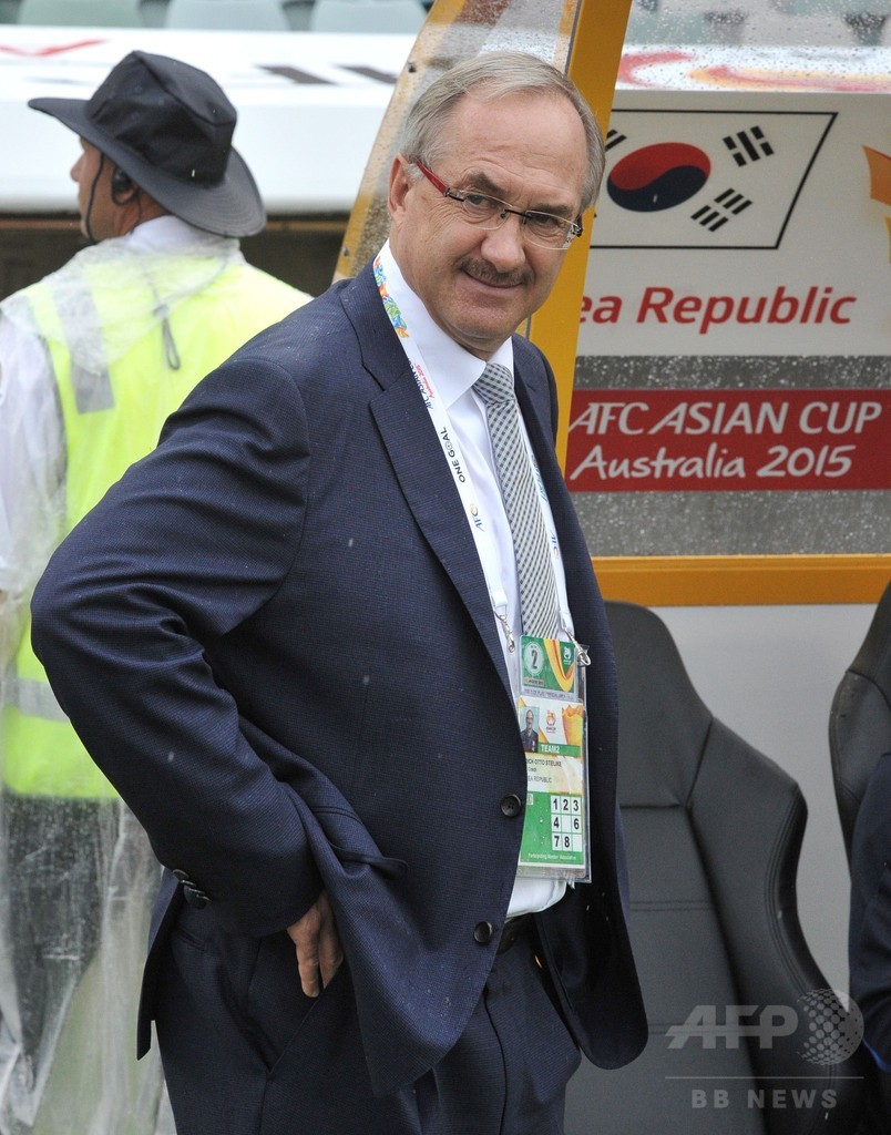 韓国、オマーン破り白星発進 アジアカップ