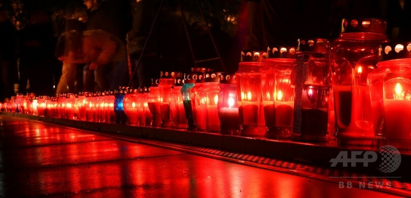 旧ユーゴ戦犯、法廷で服毒自殺 有罪判決直後に