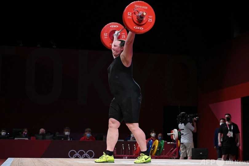 トランスジェンダー選手、史上初の五輪出場 重量挙げNZ代表
