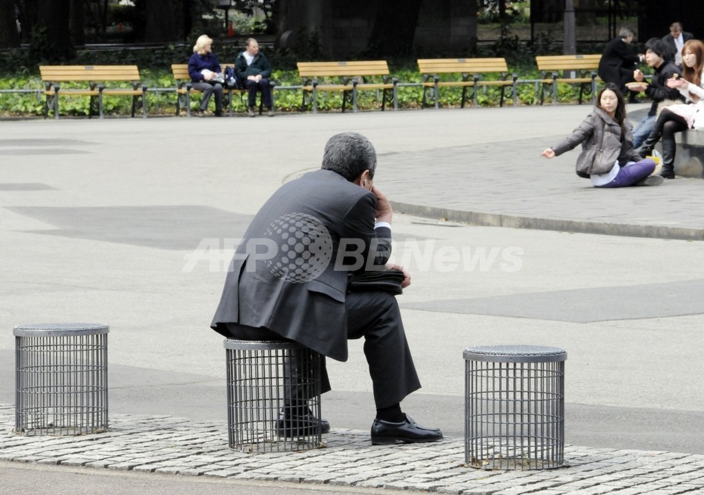 国民6人に1人が貧困層、厚労省 国民6人に1人が貧困層、厚労省