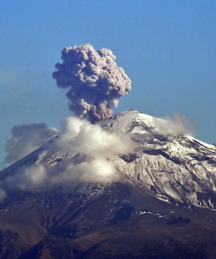 メキシコ首都近郊の火山が噴火 写真6枚 国際ニュース Afpbb News