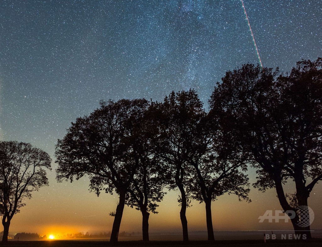 太陽系「最遠」天体を発見、距離154億キロの準惑星 太陽系「最遠」天体を発見、距離154億キロの準惑星