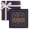カカオ サンパカ（CACAO SAMPAKA）のクリスマス2010ボンボンセレクション、16個入り6000円。(c)CACAO SAMPAKA