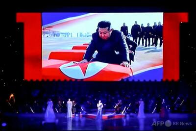 北朝鮮、ロ派兵兵士たたえる映像公開 金正恩氏も涙