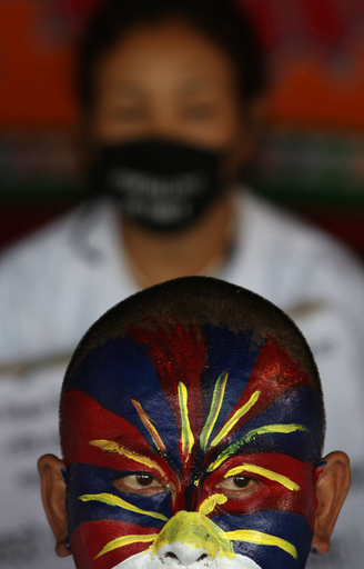 ネパール、亡命チベット人らがリレーハンスト