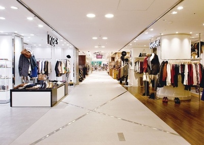 ＜senken h 129＞JR大阪駅直結、おとな女子におしゃれと暮らしのヒントが満載／ファッションのアルビ