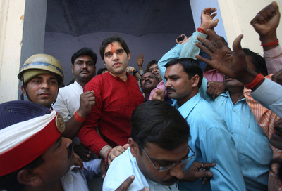 初代印首相のひ孫、総選挙前に反イスラム発言・暴動で逮捕