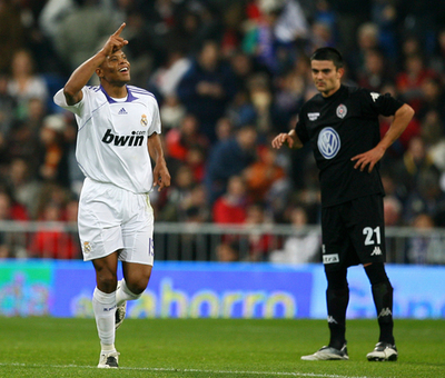 レアル・マドリード サンチャゴ・ベルナベウ・トロフィーでパルチザン・ベオグラードに勝利