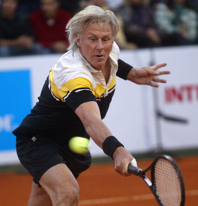 ボルグ氏とペッチ氏がエキシビション、30年前の全仏決勝の再現