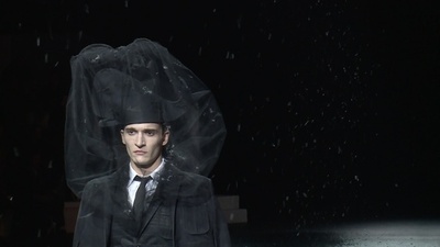 動画：「トム ブラウン」15/16年秋冬メンズ