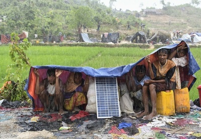 バングラデシュに豪雨、ロヒンギャ難民40万人超に追い打ち