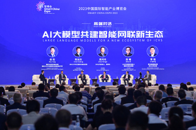 激化する「百モデル大戦」 どのような大規模言語モデルが必要か