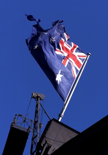 豪農場で3世代一家7人の射殺死体 無理心中か