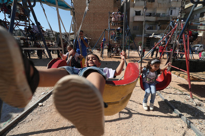 「写真越しに見る彼の微笑み」