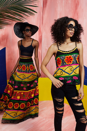 「アリス アンド オリビア」夏の新作は華やかなアフリカンテイスト