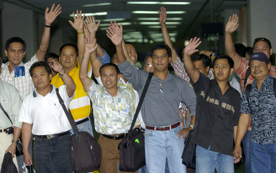 ナイジェリアで誘拐された船員ら24人、無事帰国 - フィリピン