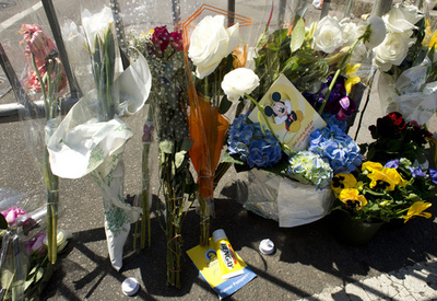 ボストン爆発、現場から「金属の玉やくぎの小片」 FBIが会見