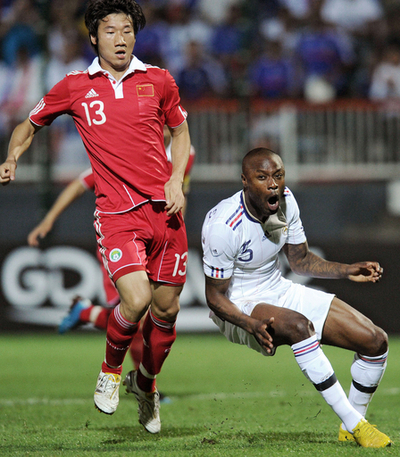 フランス 中国に敗れる、国際親善試合